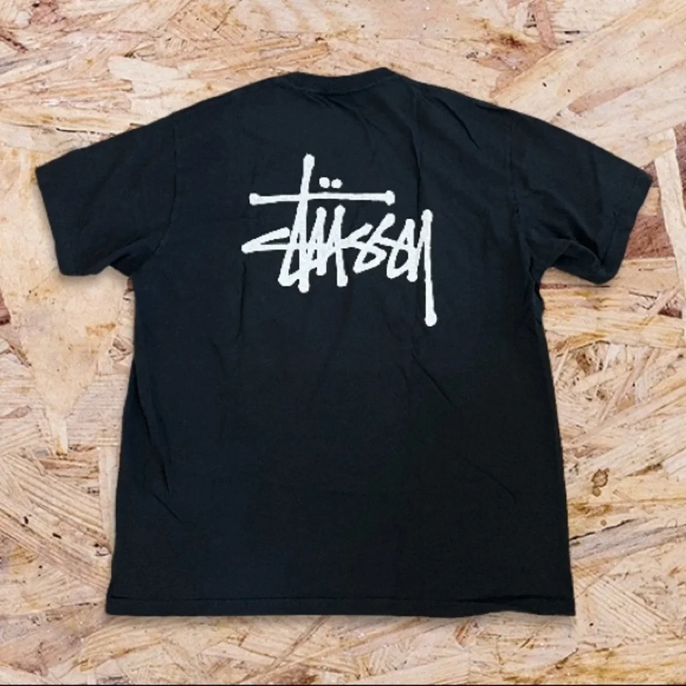 🖤 NWT🖤 STUSSY Basic Pigment Dyed Black Tee - Picture 2 of 7